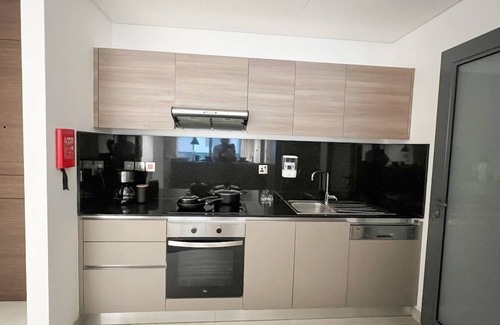 Muscat Apartamento | 1BHK Near Airport, Pool, Parking