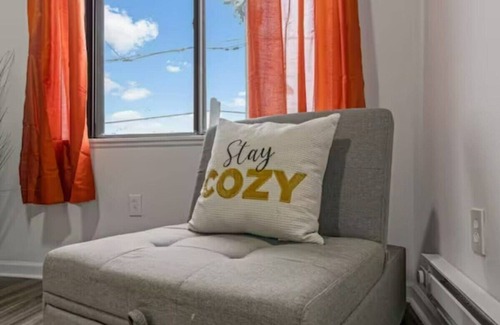 Millbourne Apartamento | 1BR Apartment Close to Downtown