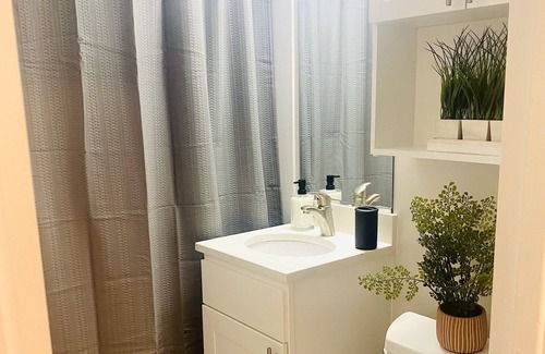 Seminary Hill Apartamento | ☆1BR Apt in ♡ of Alexandria |Free Parking, Pool, Gym☆
