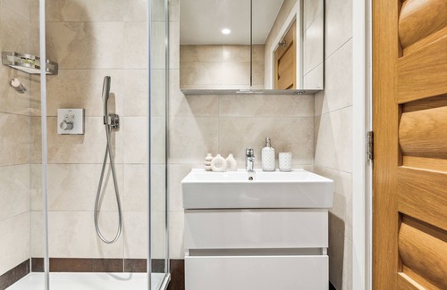 Queenhithe Apartamento | 1BR by the Thames & Walk to St. Paul's