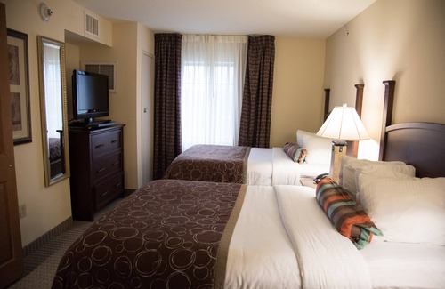 Saint Marys  Allen County Condominio | 20 minutos de la Universidad de Purdue Fort Wayne | Desayuno gratuito + piscina cubierta + bañera de hidromasaje