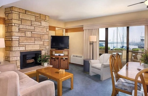 Pierpont Bay Condominio | 1br+ Condo W/CA Family Vacation Fun!