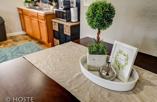 Central Colorado Springs Cabaña | 1BR Downtown Townhome King Bed, 5 Min to Shops