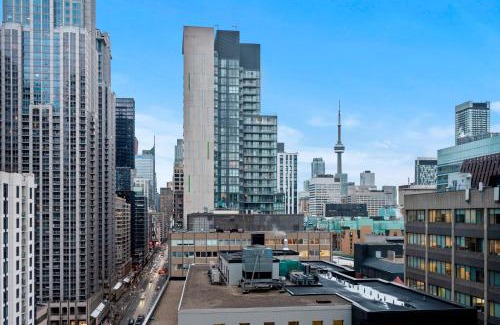 Bay Cloverhill Apartamento | 1BR High Floor View Downtown Toronto