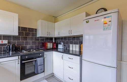 Little Hay Apartamento | 1BR-Sleeps2-Parking-NearCityCentre-Jlr-Nec