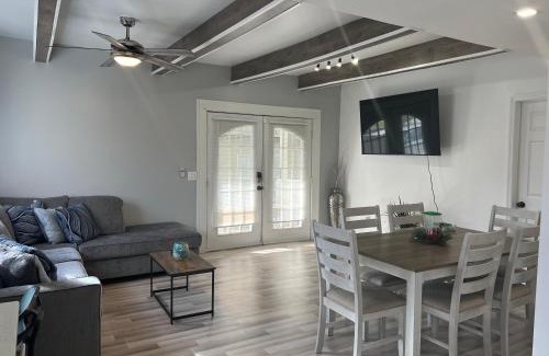 Colonialtown South Apartamento | 1st floor apt 3 bed/2 bath in downtown orlando