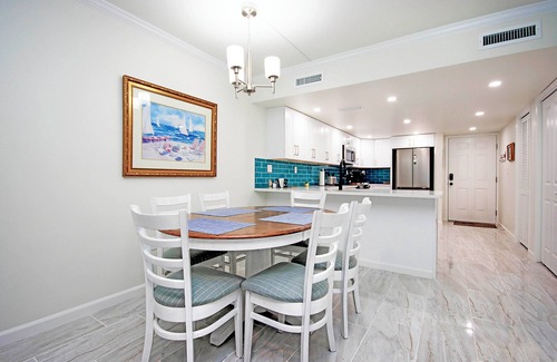 Shell Harbor Condominio | 1st Floor Sanibel Island Condo Steps From The Gulf - Sandalfoot 5C1