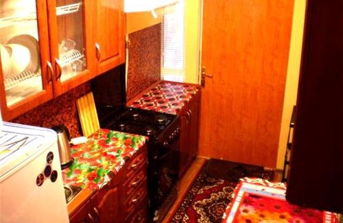 Mykolaiv Apartamento | 2 ком квартира Соборная-Макарова-Макдональдс 4 дивана WI-FI самый центр Николаева 2 этаж
