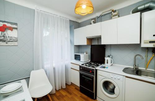 Sukhinovka Apartamento | 2 кімнатні квартири на Каштановій Алеї. Мережа AlexApartments. Безконтатне заселення 24/7