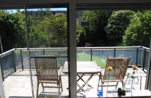 Innenstadt-Ost Apartamento | 2.5 km to the city center. Vacation apartment in a quiet location.