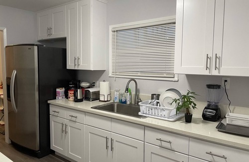 Bassett Casa | 2-8 people/3 bedrooms/2bathrooms/comfortable mattress