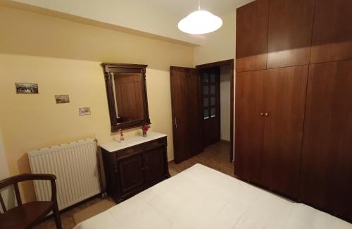 Anatoliki Frangista Casa | 2 Alonia