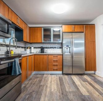 Allapattah Apartamento | 2 BD Home w/Private Parking, Private Yard & W/D