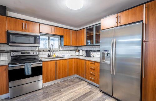 Allapattah Apartamento | 2 BD Home w/Private Parking, Private Yard & W/D