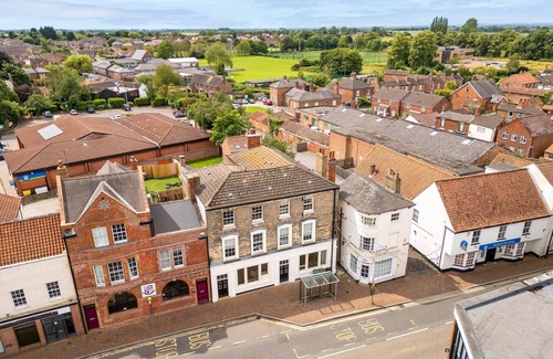 Market Rasen Apartamento | 2 Bdr Modern Living in The Old Bank Hse