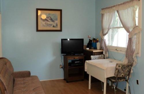 Southampton Casa | 2 bdrm country cottage - The Bait - Rosewood cottages