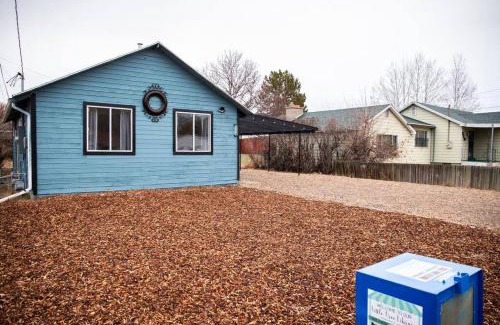 Price Casa | 2 bed 1 bath cottage home