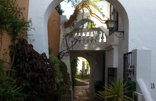 Oasis del Capistrano Casa | 2 dormitorios, 2 baños Villa, terraza orientada al sur privada con A / C y Wifi gratuito