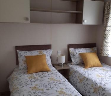 Grampound Casa | 2 bed 2 ensuite Holiday Home