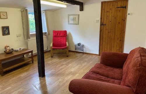 Stow Bardolph Casa | 2 Bed Barn - Sleeps 4 - Pets - Parking - Wifi