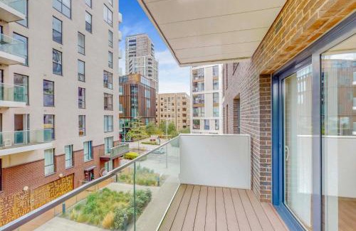 Peninsula Apartamento | 2 Bed By River Thames & 11 Min to Greenwich Station