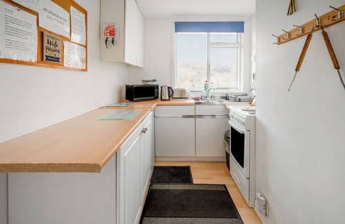 Contin Chalet De Esquí | 2 Bed Chalet - Sleeps 3 - Parking - Wifi