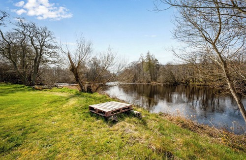 Contin Chalet De Esquí | 2 Bed Chalet - Sleeps 3 - Parking - Wifi