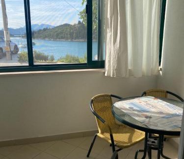 Blace Apartamento | 2 bed Comfy Gem: Functional, Ideal Location, Steps to the Beach