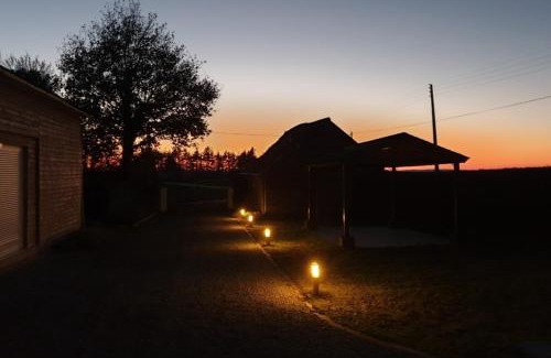 Plemet Casa | 2 Bed Cottage Sleeps 4 with Pool and Pet Friendly