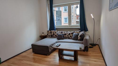 Villingen-Schwenningen Apartamento | 2 Bed Flat - Sleeps 3 - Pets - Parking - Wifi