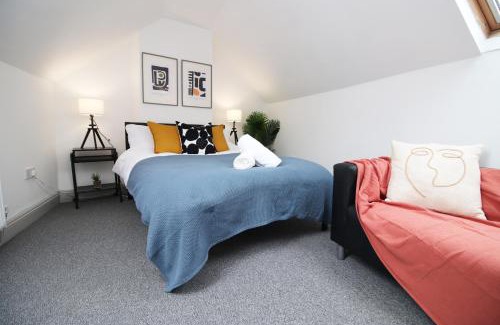 Canton Apartamento | 2 Bed Flat near Stadium with Street Parking by CTO Serviced Apartments