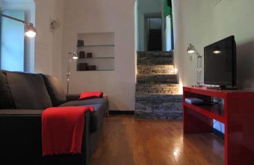 Colletta Casa | 2 Bed House Sleeps 5 - Terrace - Communal Pool