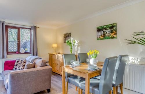 Two Waters Foot Apartamento | 2 Bed in Fowey 77914