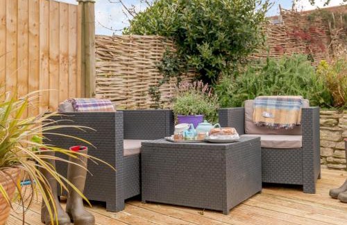 West Lulworth Casa | 2 Bed in Lulworth Cove DC028