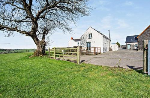 Narberth Casa | 2 Bed in Narberth 72864