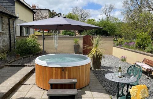 Clynderwen Casa | 2 Bed in Narberth 82445