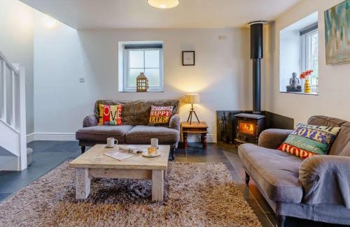 Narberth Casa | 2 Bed in Narberth 86158