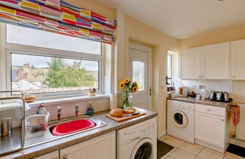 Ambergate Casa | 2 Bed in Sawmills PK934