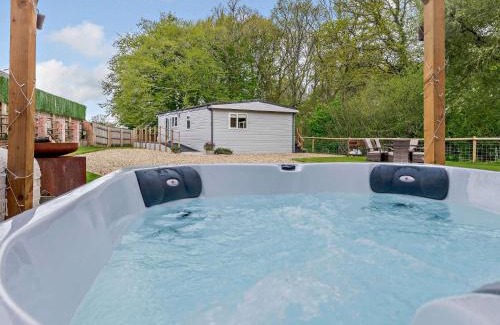 New Forest District Casa | 2 Bed in Woodgreen 82875