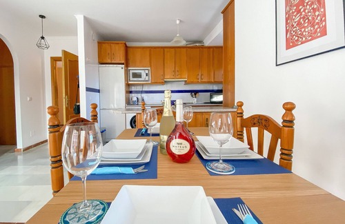 San Luis de Sabinillas Apartamento | 2 bedroom apartment close to the beach