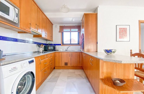 San Luis de Sabinillas Apartamento | 2 bedroom apartment close to the beach