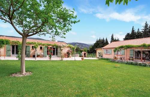 Caudies-de-Fenouilledes Casa | 2 bedroom accommodation in Caudiès-de-Fenouillède