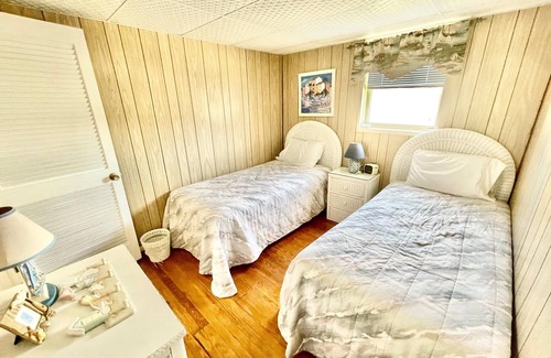 Townsend's Inlet Casa | 2 Bedroom 1 Bath Seasonal