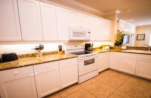 Bradenton Beach Hotel | 2 Bedroom, 2 Bathroom Standard. Pet Friendly