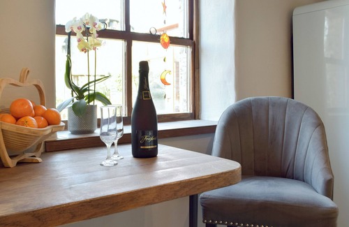 Carmarthen Cabaña | Alojamiento de 2 habitaciones en Bronwydd Arms