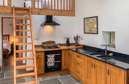 Pembroke Cabaña | 2 bedroom accommodation in Castlemartin