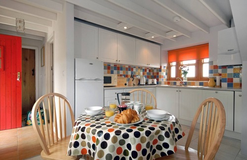 Narberth Cabaña | Alojamiento de 2 habitaciones en Landshipping