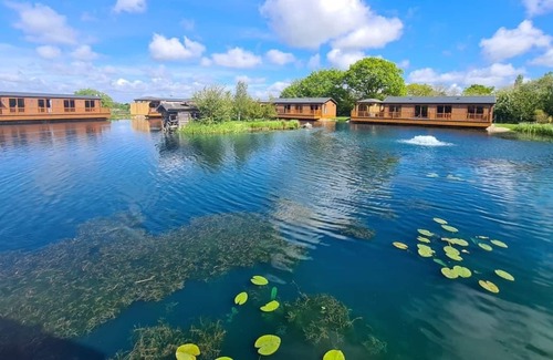 Caistor Cabina | 2 bedroom accommodation in Caistor, Market Rasen