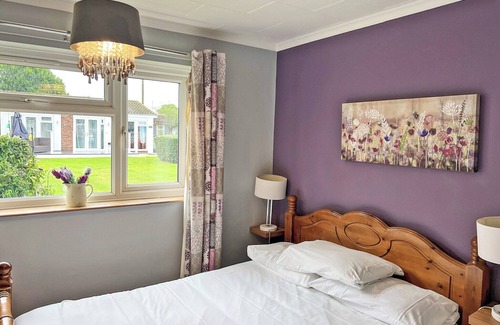Oulton Broad Casa | 2 bedroom accommodation in Oulton Broad