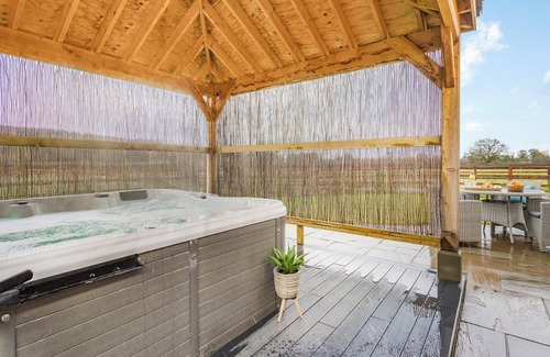 Pant Cabaña | 2 bedroom accommodation in Llanymynech
